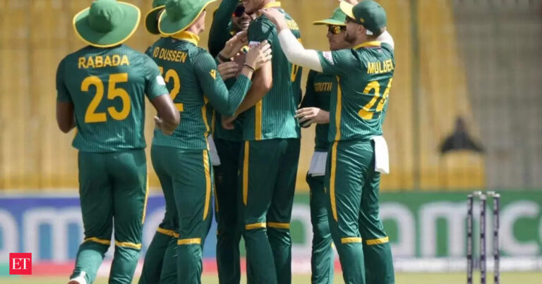 Champions Trophy 2025: South Africa maintain England to 179