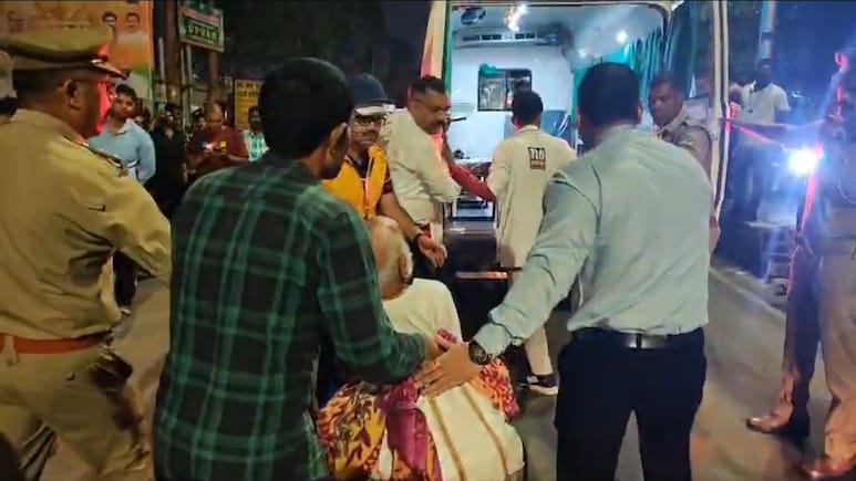 Massive Fire Breaks Out At Lucknow Hospital, 200 Patients Evacuated