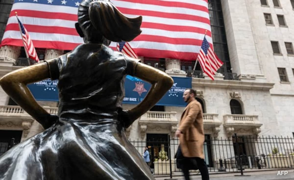 Goldman Sachs Raises Odds Of US Recession To 45%